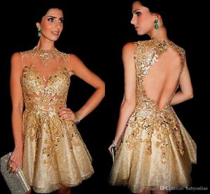 Sexy Gold Kurze Cocktailkleider Sheer Neck Ärmellos Applikationen Perlen Tüll Illusion Mini Open Back Abend Party Kleid Ballkleider M63