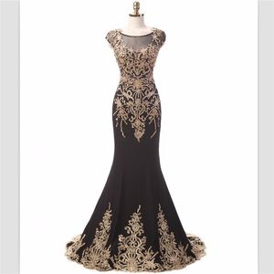 Setwell Black Satin Mermaid Abendkleider Benutzerdefinierte Sweep Zug Gold Spitze Appliques Kleider Kappe Ärmeln Prom Dress Robe de Soiree