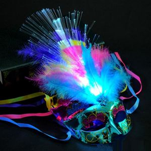 Prenses Yüz Maskeleri toptan satış-Venedik LED Fiber Işık up Yarım yüz Maskesi Masquerade Fantezi Elbise Parti Prenses Tüy Parlayan Maskeleri