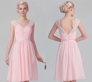 Skräddarsydd vintage stil en linje mössa ärm spetsar korta brudtärna klänningar knä längd rosa chiffong bröllop mottagning klänningar veckade