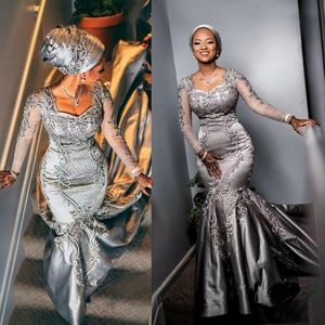 Silver Luksusowe Mermaid Prom Dresses Afryki 3D Kwiatowy Koronki Aplikacja Długie Rękawy Custom Made Evening Dress Rates De Soirée