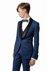 Bonito One Button Groomsmen xaile lapela noivo smoking Homens ternos de casamento / Prom / Jantar melhor homem Blazer (Jacket + Calças + Tie + Vest) W12