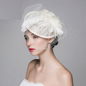 Vintage Birdcage Welon Hat with Feather 1920. klasyczne boho ślubne nakrycia głowy fascynujące kobiety ślubne czapki do panny młodej 2022 Trend Bridals