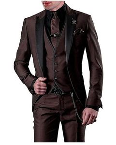 Wysokiej jakości jeden przycisk Czekolada Brown Wedding Groom Tuxedos Peak Lapel Groomsmen Mężczyźni Formalne Garnitury Prom (Kurtka + Spodnie + Kamizelka + Krawat) W195