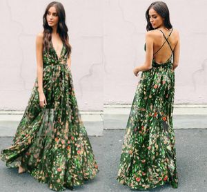 2019 Cheap Bohemia Floral Printed Prom Dresses Long Deep V-neck Criss Cross Backless Party Dress Formal Dress Evening Gowns Beach