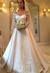 Vintage Elegant White A-Line Wedding Dresses Off-Shoulder Long Sleeve Lace Appliques Sexy Back Button Bridal Dresses Charming Wedding Gowns