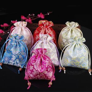 Elegant blommig liten presentväska födelsedagsfest favoriserar påsar Drawstring Kinesisk Silk Brocade Väska Smycken Storage Tyg Förpackningspåse 10st