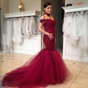 Dark Red Lace Prom Dresses Off Shoulder Lace Appliques Mermaid Women Party Gowns Tulle Zipper Back Short Sleeves Formal Evening Dresses