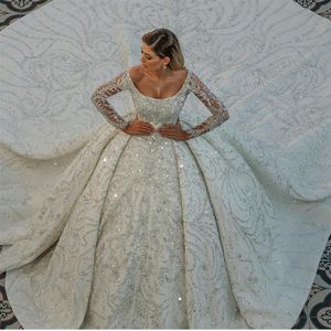 Luxury Chapel Train Wedding Dresses Scoop Neck Long Sleeve Sequined Arabic Vintage Bridal Gowns Robes De Mariée