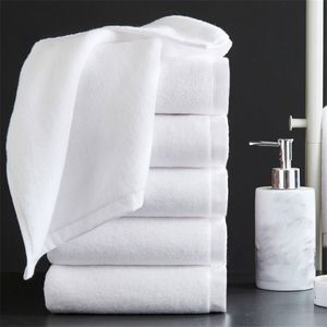 Asciugamano bianco cotone fabbrica all'ingrosso hotel telo da bagno asciugamano hotel logo personalizzato