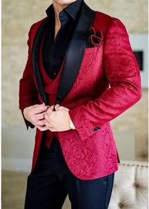 Burgundy Embossing noivo smoking preto lapela do Groomsman 3 peça Suit Popular Homens de negócios Prom Jacket Blazer (jaqueta + calça + gravata + Vest) 2