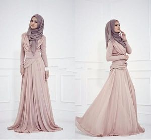 Abiti da sera arabi da donna eleganti e popolari collo alto maniche lunghe in chiffon pieghettato increspato design dell'Arabia Saudita festa in abito di buona qualità