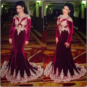 Spadek Zima Burgundy Velvet Z Długim Rękawem Matka panny Młodej Dress Gold Aplikacja Wysoka Klejnot Suknie Wieczorowe Eleganckie Formalne Party Dress New 2020