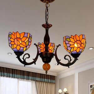 Europejskie Lampy Retro Kreatywne Żyrandole Tiffany Witraż Dekoracyjna Lampa Restauracja Sypialnia Bar Pastoralny Słońce Kwiat 3 Głowy Żyrandol