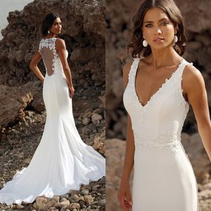 2020 Elegant Mermaid Wedding Dresses V Neck Sleeveless Appliques Satin Wedding Dresses Sweep Train Bridal Gowns
