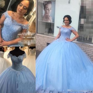 Ljusblå spets söt 16 bollklänning quinceanera klänningar från axel pärlor puffy tulle maskerad vestidos 15 anos födelsedag prom d232l