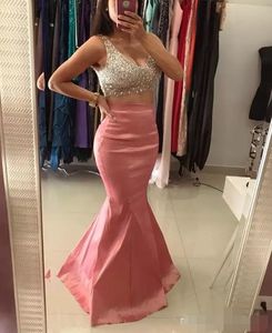 Pink Mor Perlen zweiteilige Abschlussballkleider Perlen V Hals Meerjungfrau Gurte Sweep Zug formelle Junioren Abschlussfeier Abendkleid Mitte gemacht