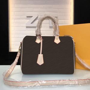Handbag Fashion Lady Messenger Shoulder Bag 30cm Large Capacity Travel Outdoor Lightweight Woman Wallet