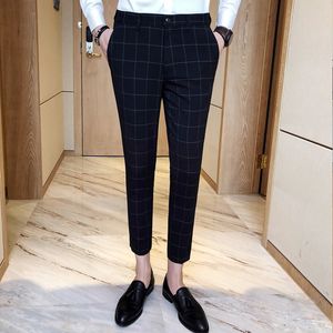 Blazers 2019 Yeni Erkek İnce Fit Business Elbise Pantolon Erkekler Takım Pantolon Ayak Bileği Uzunluğu Erkek Yaz Resmi Takım Pantolon Artı S4XL
