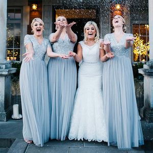 Bir Çizgi Payetli Gelinlik Modelleri Kısa Kollu V Boyun Tül Kat Uzunluk Hizmetçi Onur Törenlerinde 2020 Düğün Konuk Elbise