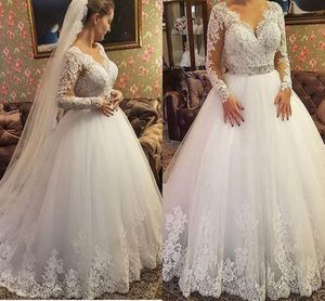 Vintage Long Sleeves Ball Gown Wedding Dresses Plus Size Deep V Neck Lace Appliqued Formal Bridal Gown Sweep Train Vestidos De Novia AL3343