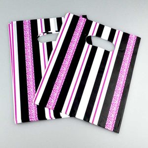 100pcs lot 20x25cm Hot Pink Black Striped Plastic Gift Bag Boutique Jewelry Gift Packaging Bag Plastic Shopping Bags With Handle