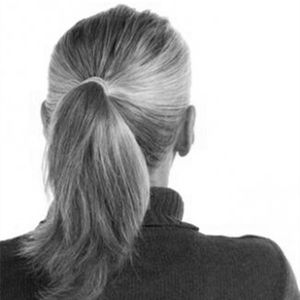 Elegancki Srebrny Szary Ludzki Włosy Pony Tail Włoska Owiń Wokół Barwnika Darmowe Naturalne Hightlight Sól I Pieprz Grey Włosy Ponytail Light Gray Color