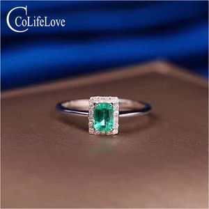 Prosta konstrukcja Szmaragdowy Obrączka 4 mm * 6 mm 0,5 CT Prawdziwy Naturalny Emerald Ring Solid 925 Srebrny Ring Emerald