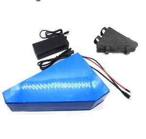 1800W 60V Lithium-Ionen-Akku Dreieckform 60V 20Ah Eingebaute 3,7V 2500 mAh 18650 Zelle 30A BMS mit 2A Ladegerät KOSTENLOSER VERSAND