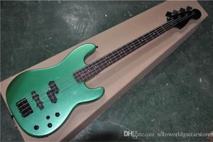 E-Bass mit 4 Saiten, metallischem grünem Korpus, festem Steg, schwarzen Mechaniken und Steg, individuell anpassbar