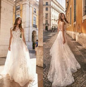Lace Boho Bröllopsklänningar 2019 Bateau Neck A Line Lace Bridal Gowns Backless Robe de Marie Bröllopsklänning Billiga