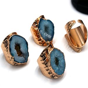 10st Wholesale Guldpläterad Natural Agat Quartz Statement Ring Justerbar Multi Color Freeform Sparkly Drusy Gemstone Rock Geode Wide Ring