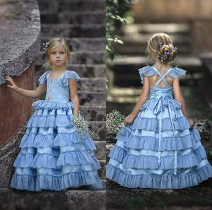 2020 Bohemian Flower Girl Sukienki na ślub koronki Appliqued Wielopoziomowe Spódnice Little Girls Pageant Dress Cake First Communion Suknie