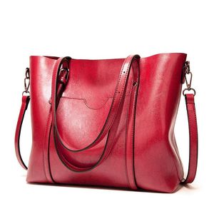 Borse di lusso Tote Bag Lady Designer Borse Pocket Donne Donne Messenger Borses Big Bols Color Hand Red SAC QMFDU