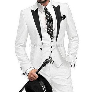 Wysokiej jakości jeden przycisk Biały ślub Groom Tuxedos Peak Lapel Groomsmen Mężczyźni Formalne garnitury Prom (kurtka + spodnie + kamizelka + krawat) W197