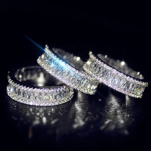 2019 Nuovo arrivo vendita calda scintillante gioielli Deluxe 10KT oro bianco riempimento donna taglio principessa topazio bianco CZ diamante Wedding Band Ring regalo