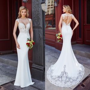 Elegancka Syrenka Koronki Suknie Ślubne Sheer Neckging Neck Suknie ślubne See przez przyciski Powrót Sweep Pociąg Robes De Mariée