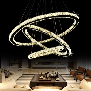 Moderna LED Crystal ChandleLiers Lights för matsal Living Room Fixture Suspension Hängande lampa med Remote Ringar Lighting Luster