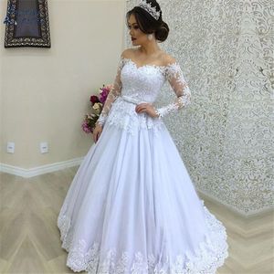 Eleganckie suknie ślubne Bez ramiączek 2020 Długie rękawy Bow Belt Koronki Balowa Suknia Vestido de Noiva Robe de Mariee Vestidos de Festa Bride Sukienka