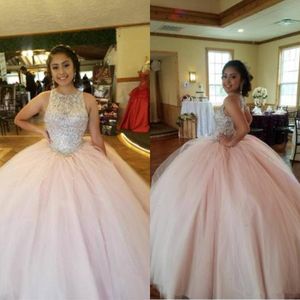 Платье Розовое бальное платье Quinceanera, Тюль, расшитое бисером, с блестками, с жемчужным вырезом, без рукавов, на заказ, новейшие милые вечерние платья