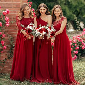 Anpassa Bourgogne Lace Appliqued Chiffon Bridesmaid Dresses A-Line Plus Size Formal Prom Evening Gown Long Maid of Honor Dress