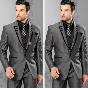 Queda bonito de alta qualidade Um botão cinza Noivo Smoking repicado Suits lapela Groomsmen Mens casamento Prom (Jacket + calça)