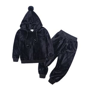 男の子の女の子の服2pcs温かい金ベルベット衣装秋の冬の子供服セット