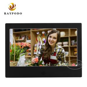 Raypodo 7 polegadas 1024 * 600 resolução parede montagem digital moldura com tampa de metal