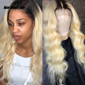 Naturliga frisyr kvinnor mode mörka rötter ombre blond glueless värmebeständig fiber lång kroppsvåg syntetiska spets fram peruker för kvinnor