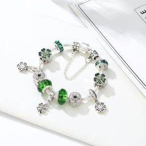 Four Leaf Glass Beads Fit Charm Braclets Sier Bangle Clover Charms Pendant DIY Student Jewelry for Girl Women with Bag O2382