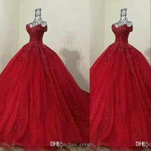 Sequins Dark Red Quinceanera Klänningar Av Skulder Lace Appliques Tulle Sequined Ball Gown Sweet 16 Lång Formell Party Dress Prom Kvällsklänning