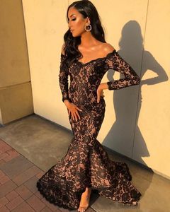 Aso Ebi Black Lace Prom Dresses Off The Shoulder Arabic Plus Size Mermaid Evening Dress Long Sleeves Party Gowns Vestidos