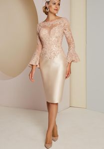 2020 Ny vintage Mor till brudklänningar Scoop Neck Long Sleeves Champagne Lace Crystal Kne Length Custom Weddings Evening Party 247n