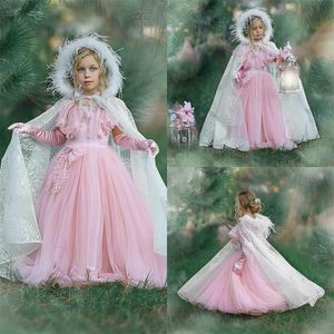2020 Różowy Kwiat Girl Sukienki do ślubu Koronki Aplikacje Linia Dziewczyny Korowód Sukienka z Cape Wrap Custom Made Kids Birthday Suknie